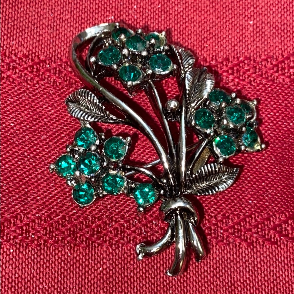 Vintage 40s Silver with Green Crystal Rhinestones Floral Bouquet Broach